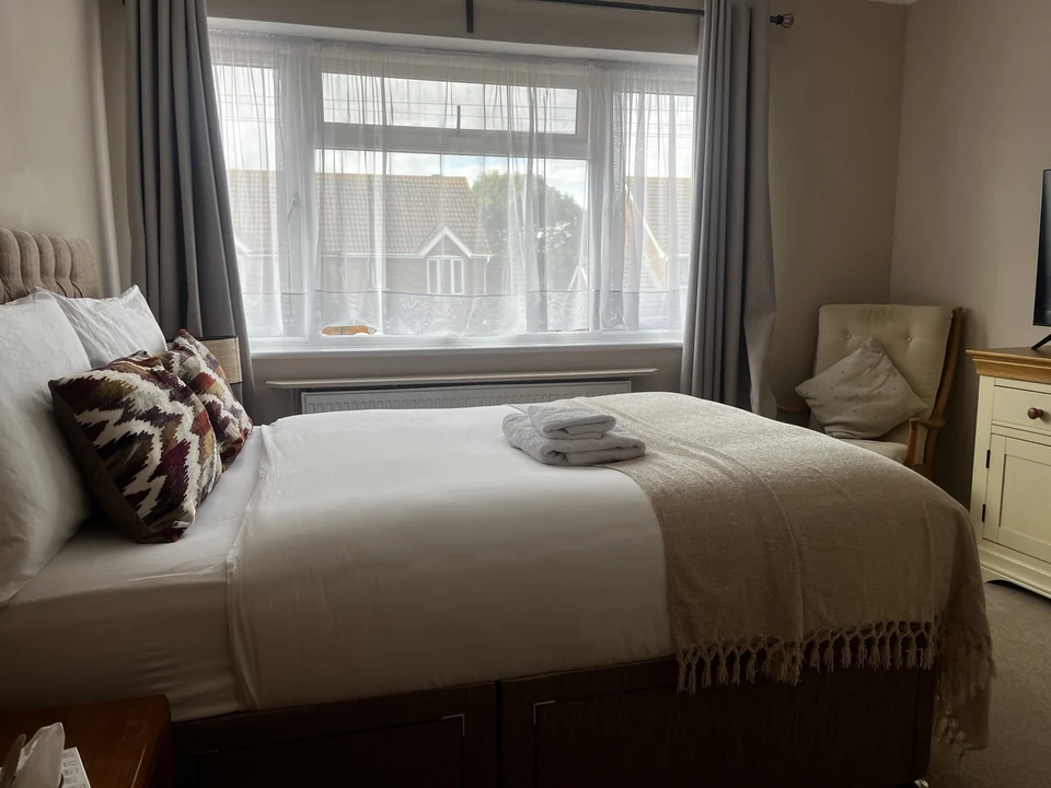 Pevensey Road bedroom